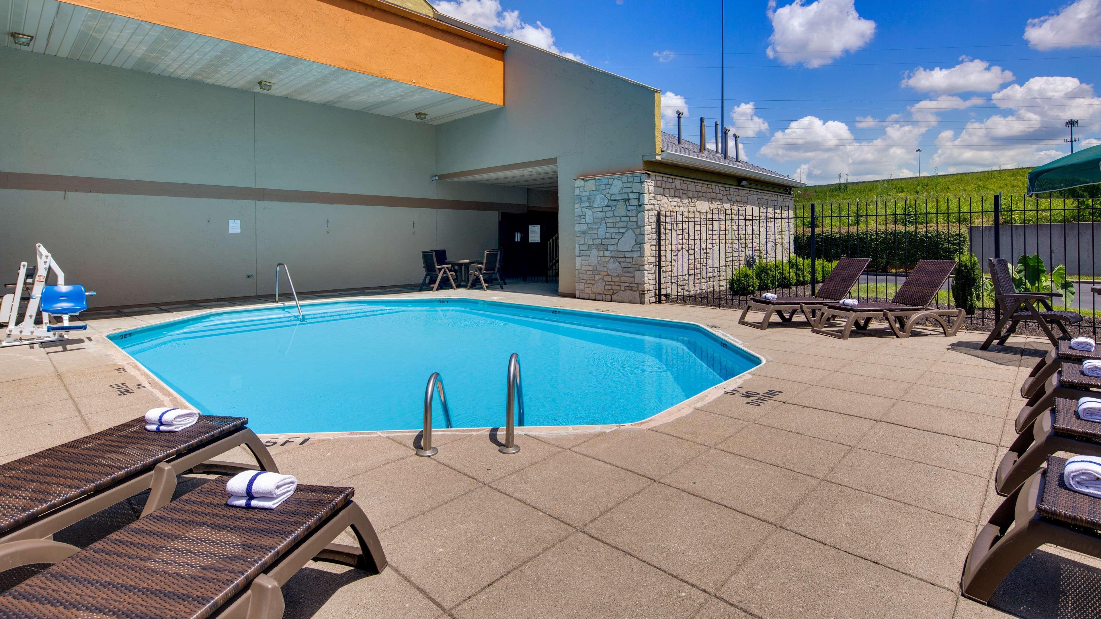 Best Western Clermont Cherry Grove Exterior photo