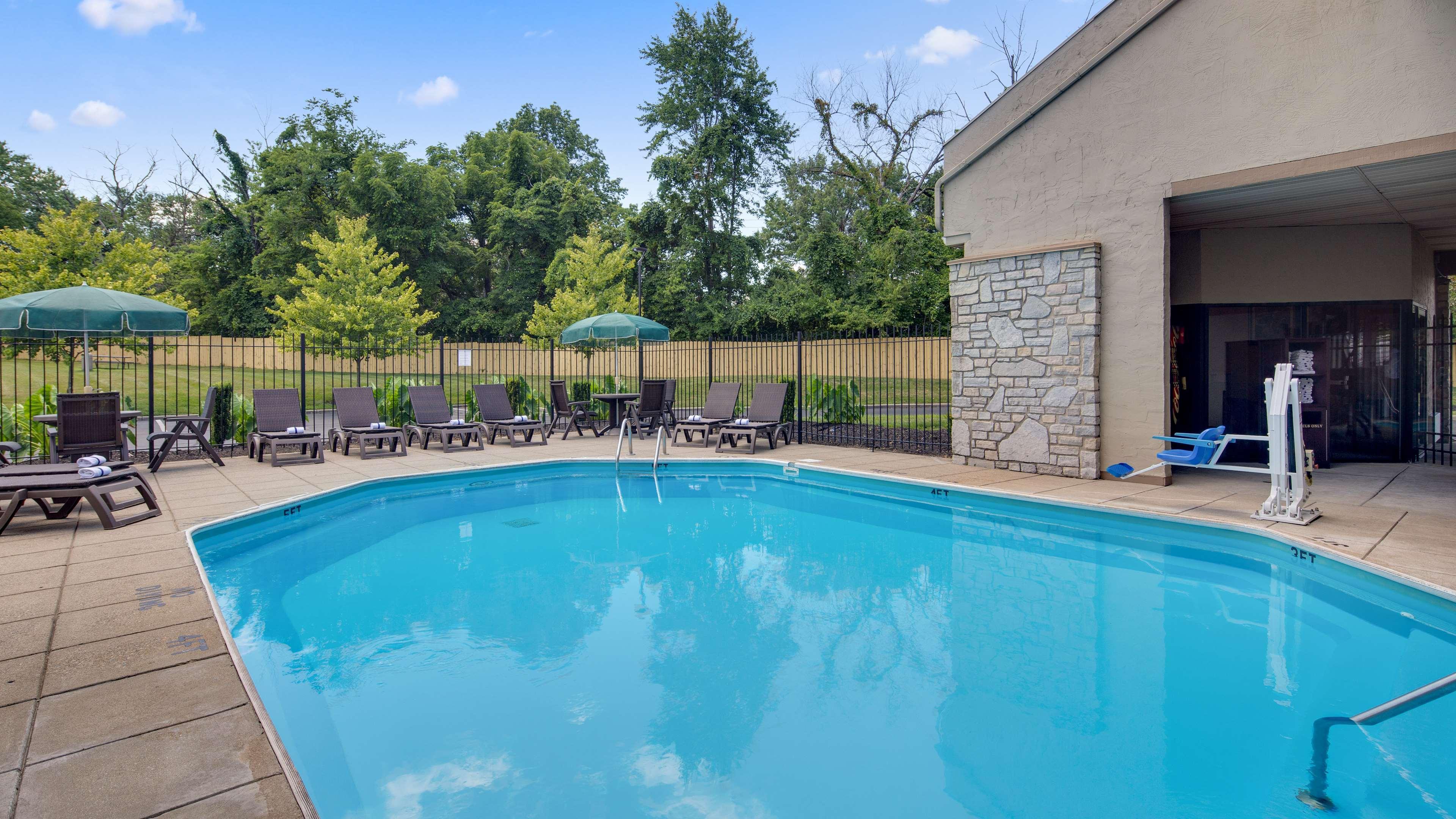 Best Western Clermont Cherry Grove Exterior photo